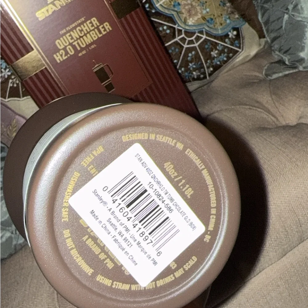 Stanley Chocolate Gold 40oz Quencher - Picture 5 of 5